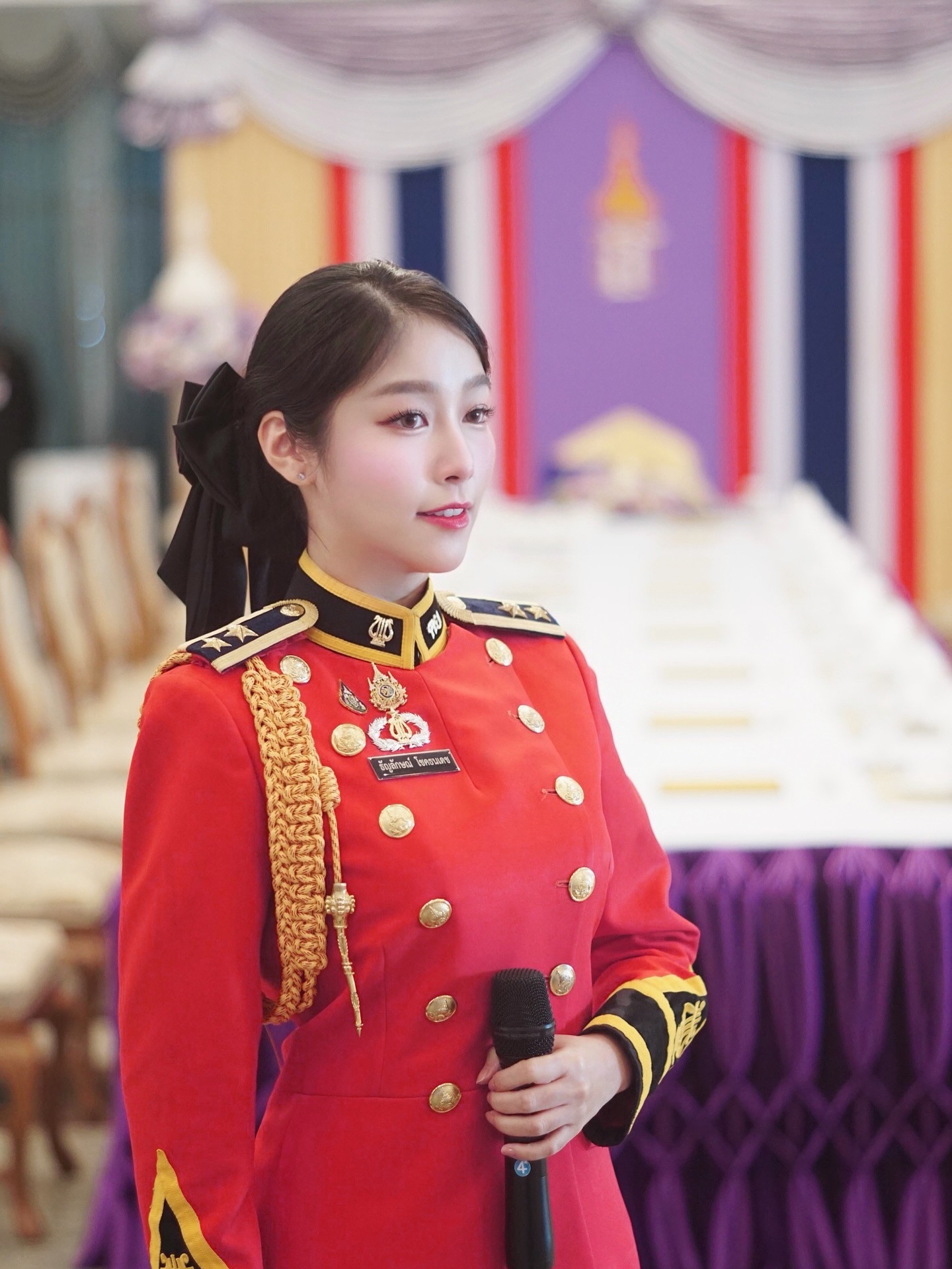 พลอยใส - ธัญลักษณ์ โชคธนเดช