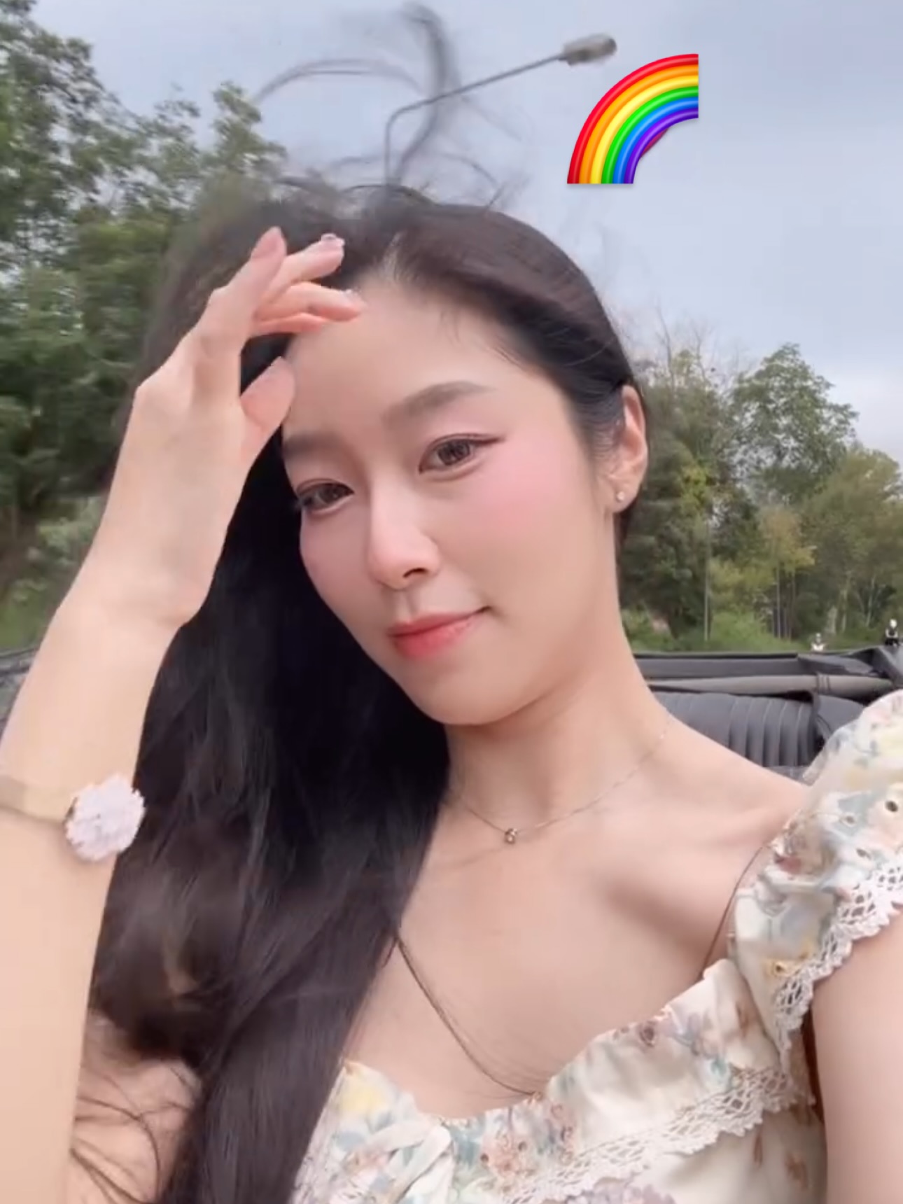 พลอยใส - ธัญลักษณ์ โชคธนเดช