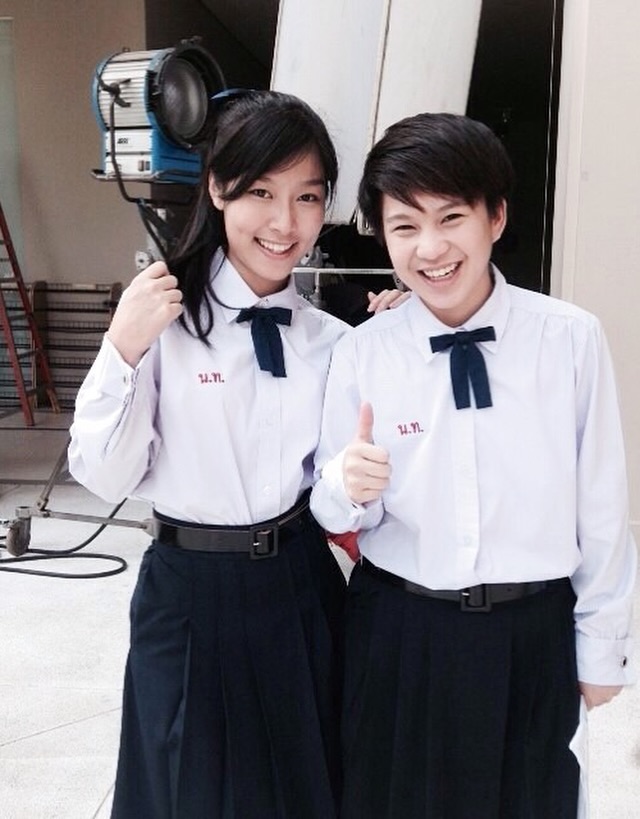 พลอยใส - ธัญลักษณ์ โชคธนเดช