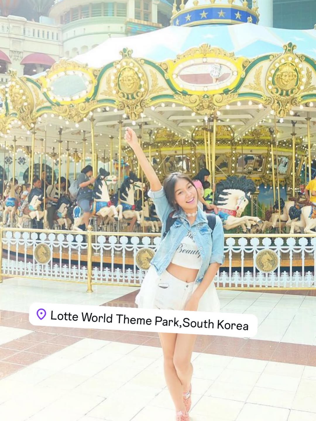 พลอยใส - ธัญลักษณ์ โชคธนเดช