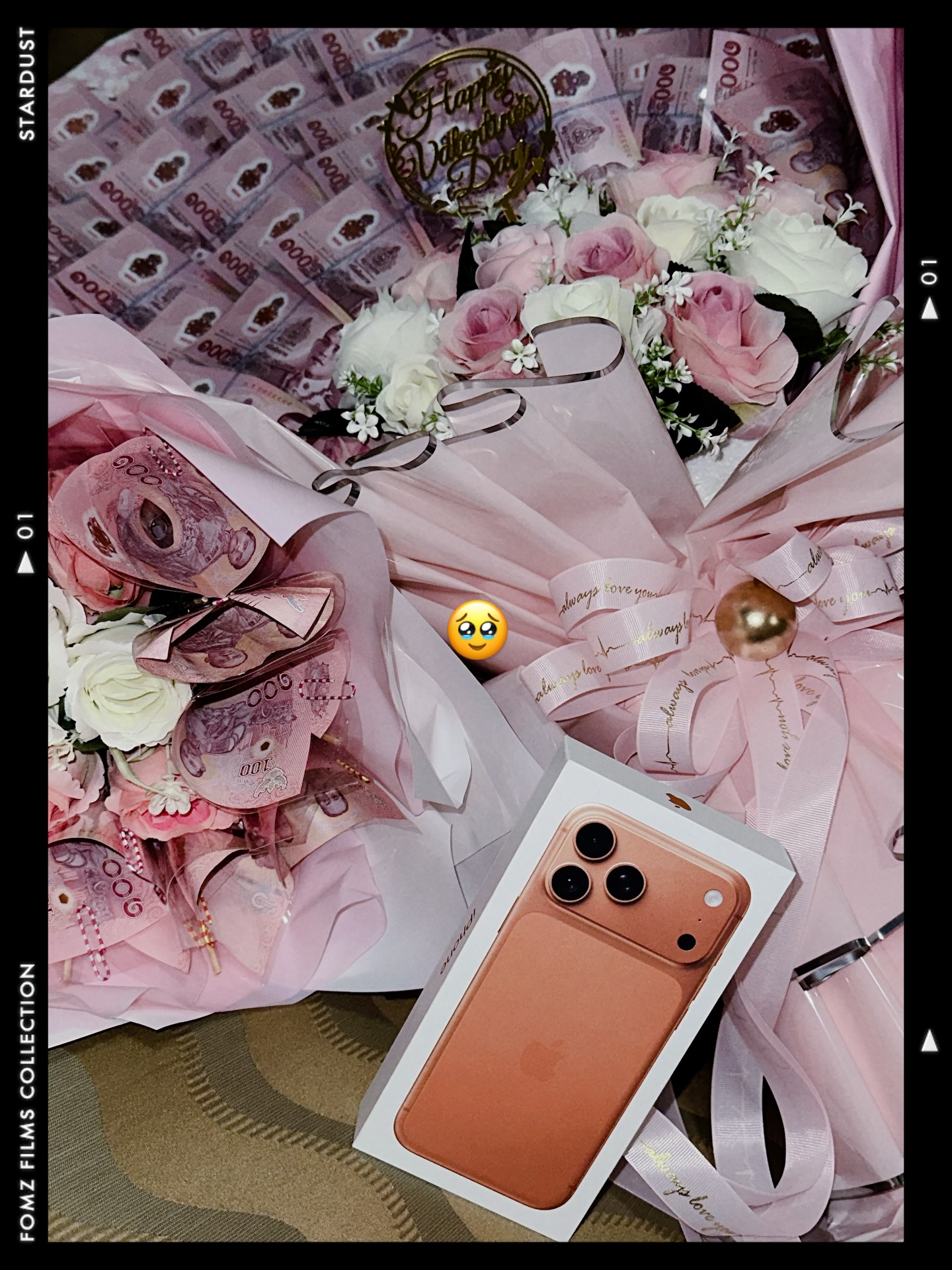 พลอยใส - ธัญลักษณ์ โชคธนเดช