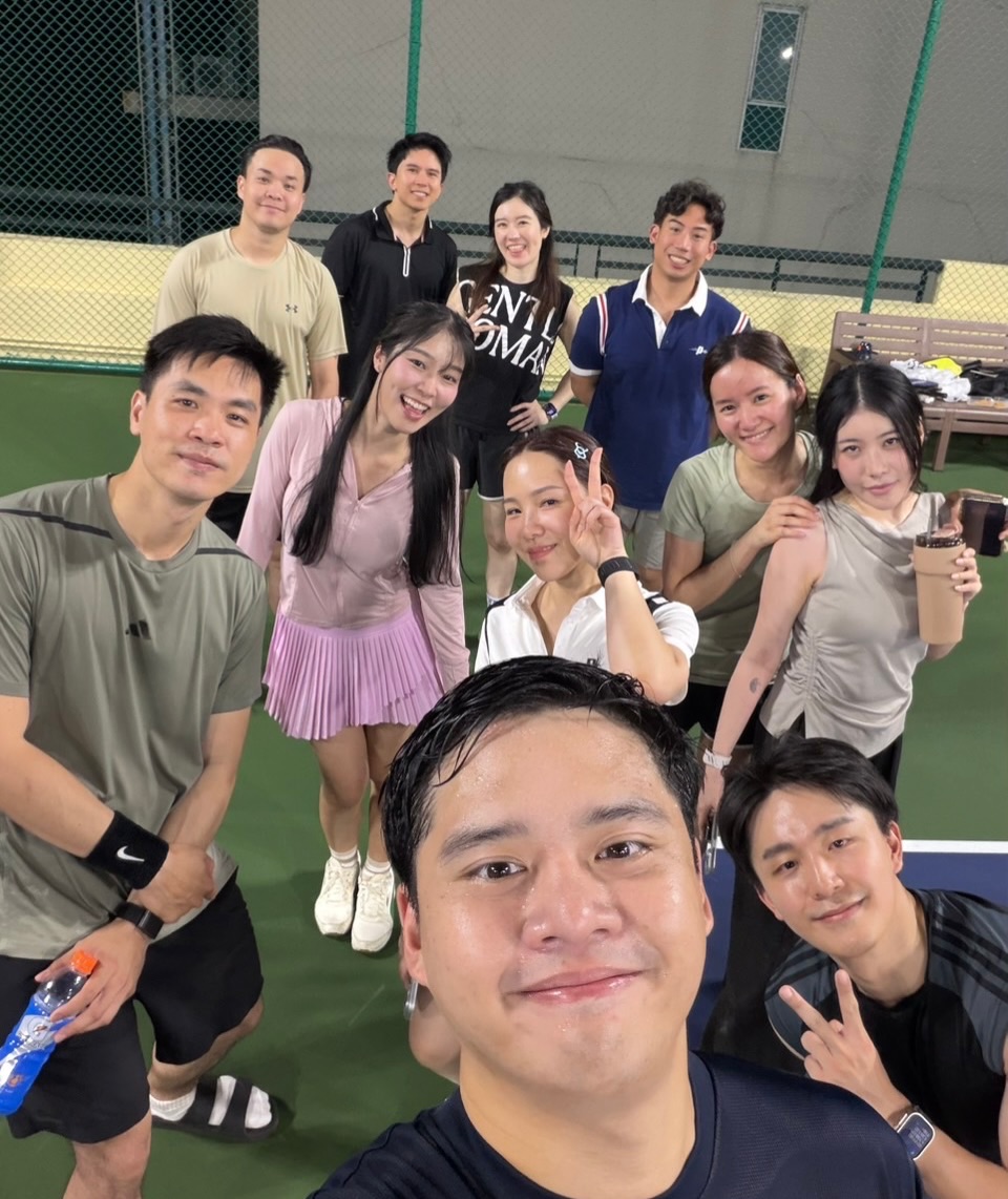 พลอยใส - ธัญลักษณ์ โชคธนเดช