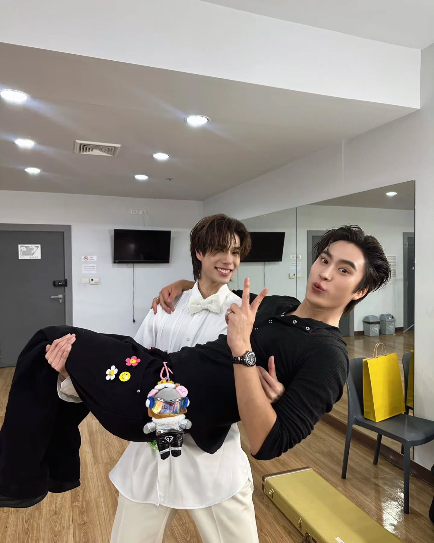 เจมีไนน์ - นรวิชญ์ ฐิติเจริญรักษ์