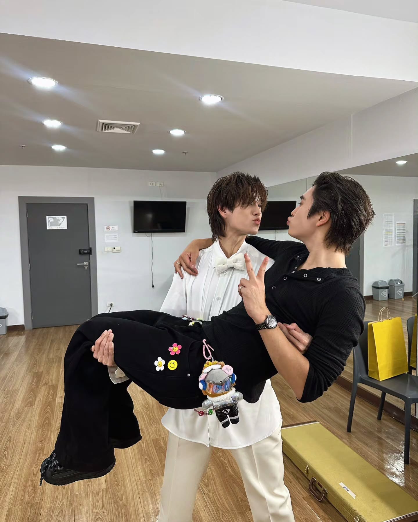 เจมีไนน์ - นรวิชญ์ ฐิติเจริญรักษ์