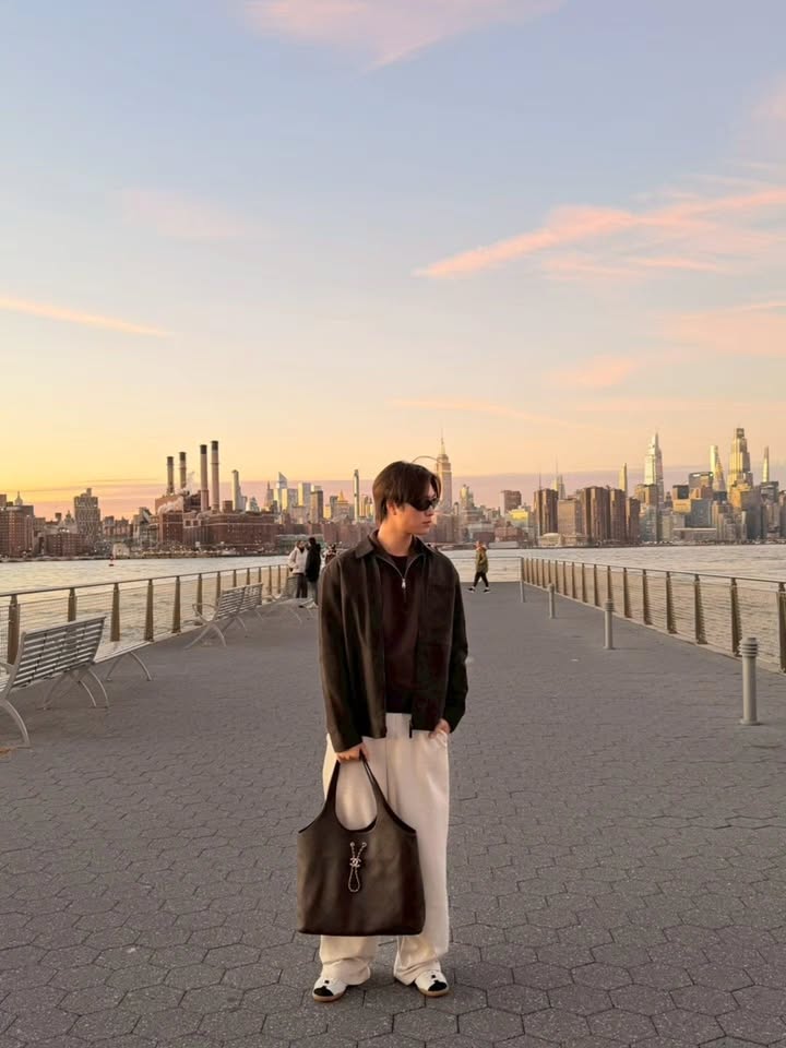 เจมีไนน์ - นรวิชญ์ ฐิติเจริญรักษ์