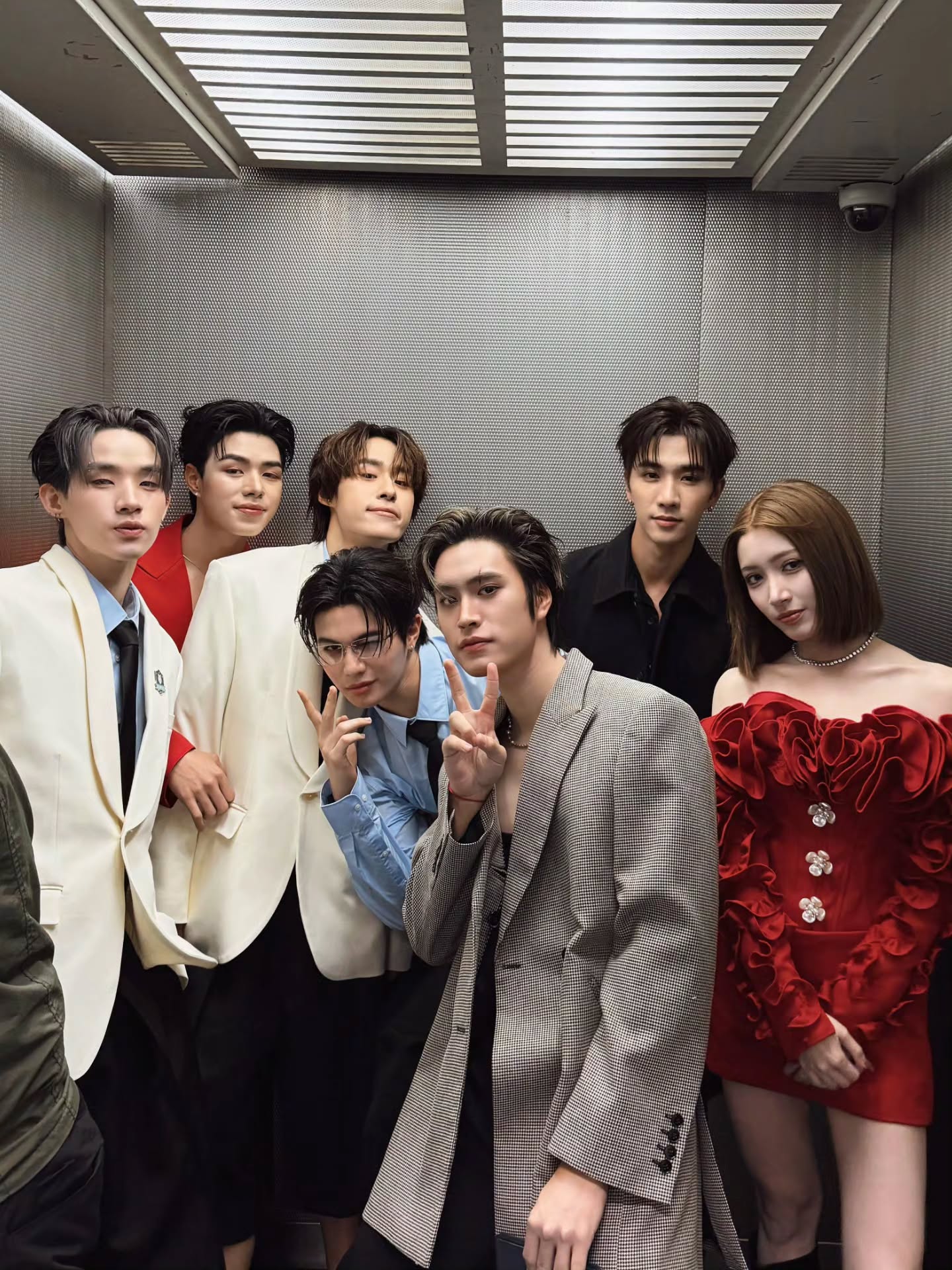 เจมีไนน์ - นรวิชญ์ ฐิติเจริญรักษ์