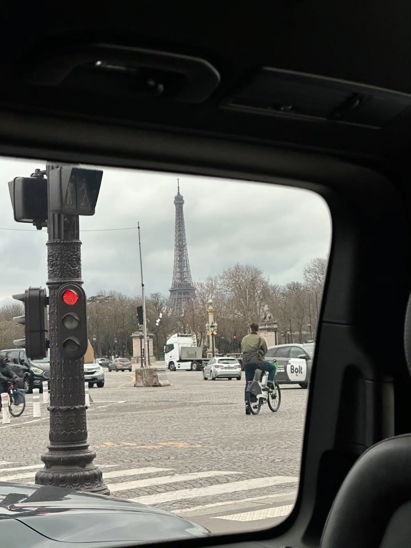 เจมีไนน์ - นรวิชญ์ ฐิติเจริญรักษ์