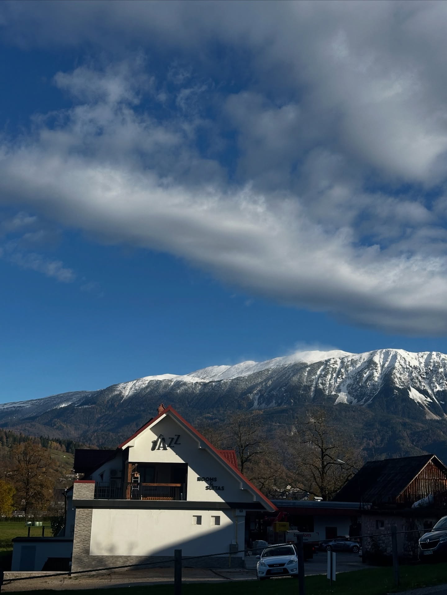 แชมป์ - ชนาธิป โพธิ์ทองคำ