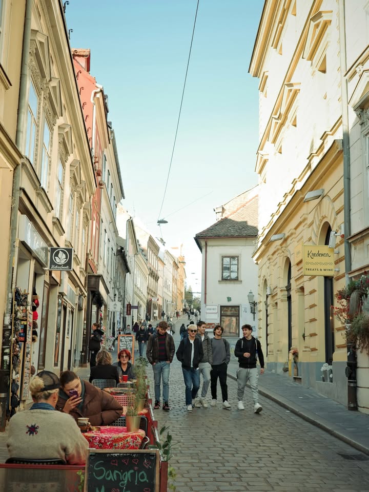 แชมป์ - ชนาธิป โพธิ์ทองคำ