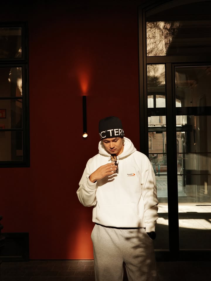 แชมป์ - ชนาธิป โพธิ์ทองคำ