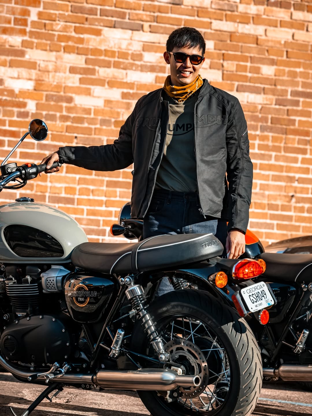 แชมป์ - ชนาธิป โพธิ์ทองคำ