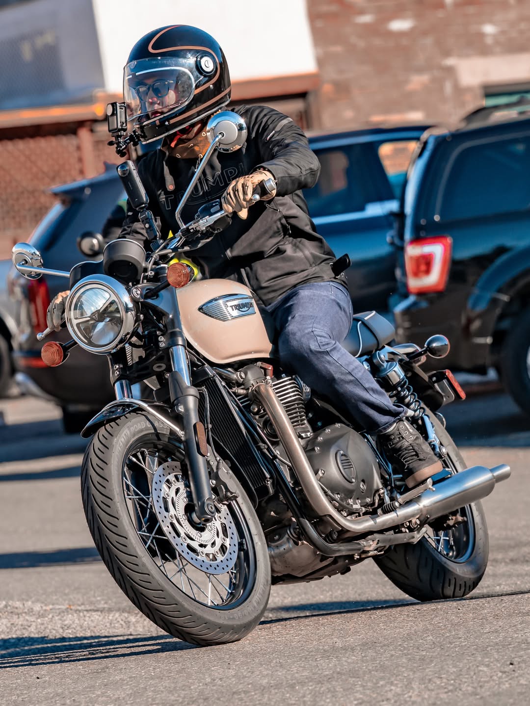 แชมป์ - ชนาธิป โพธิ์ทองคำ