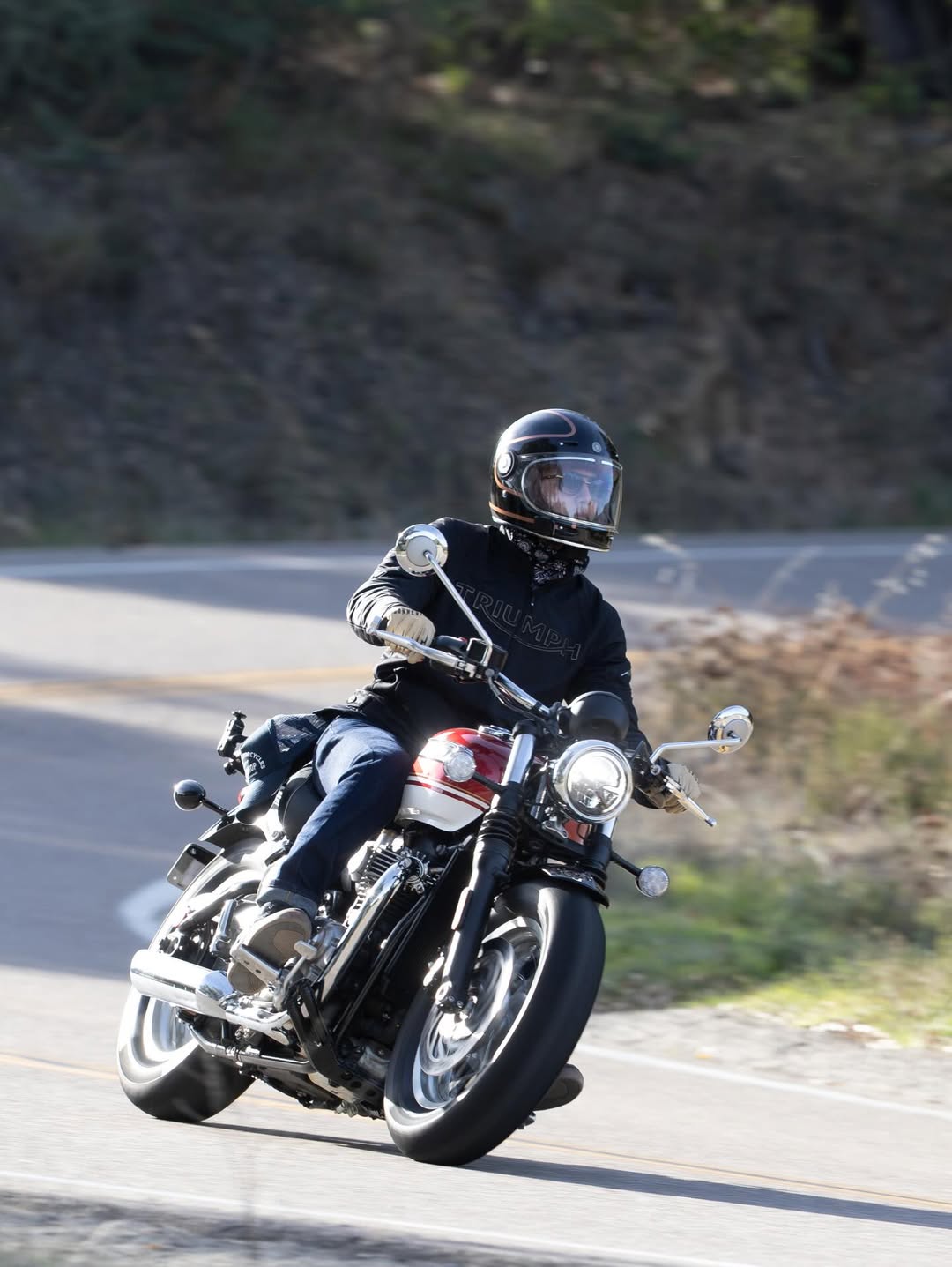 แชมป์ - ชนาธิป โพธิ์ทองคำ