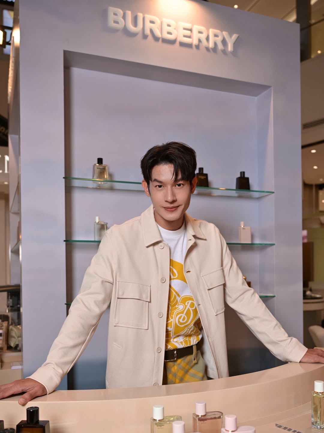 เพื่อน - คณิน ชอบประดิถ
