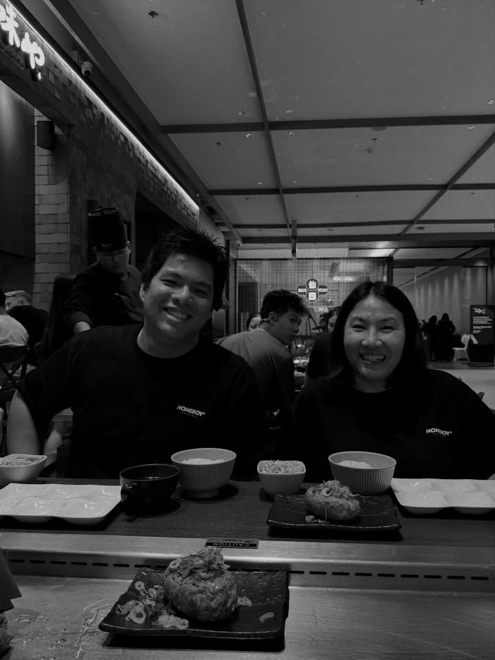 เพื่อน - คณิน ชอบประดิถ