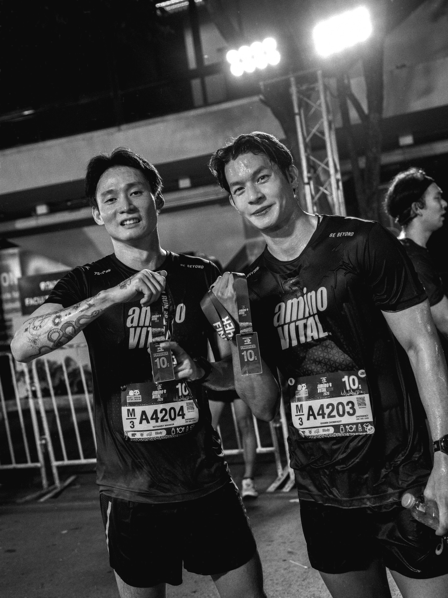 เพื่อน - คณิน ชอบประดิถ