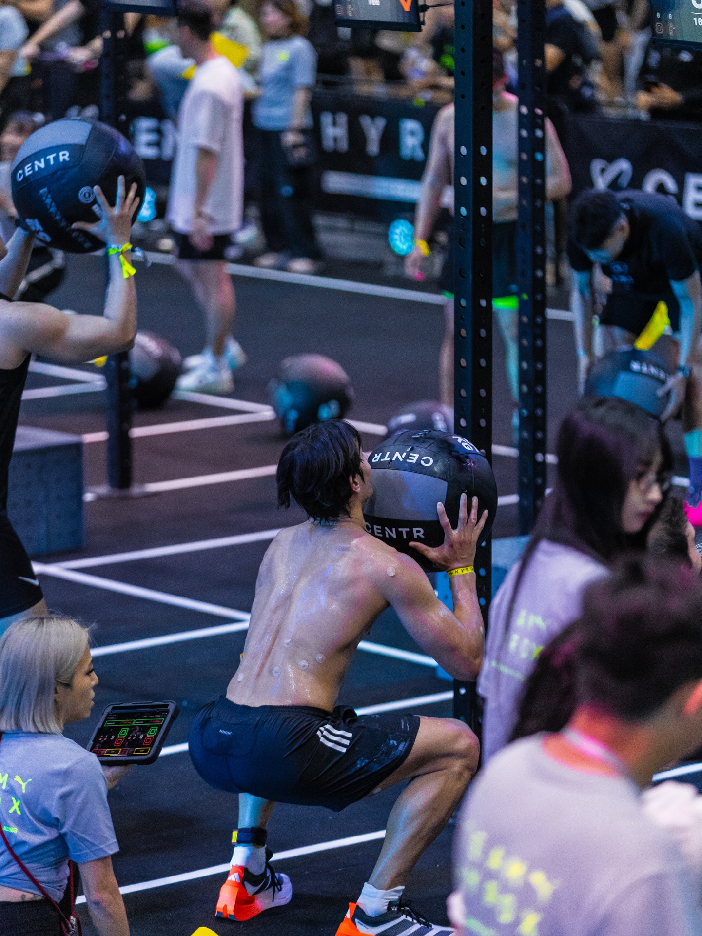 เพื่อน - คณิน ชอบประดิถ