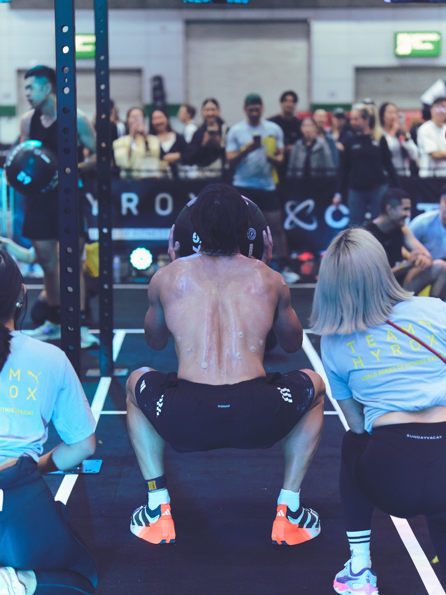 เพื่อน - คณิน ชอบประดิถ