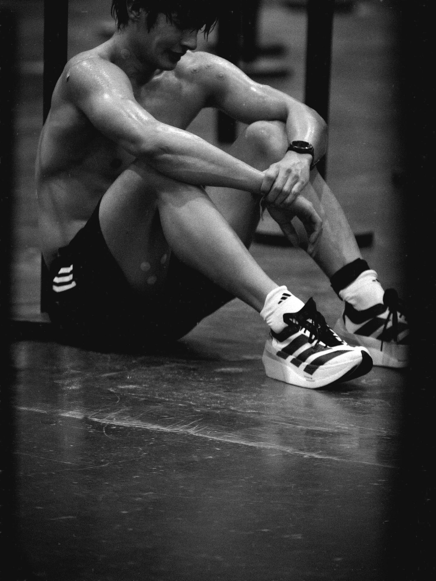 เพื่อน - คณิน ชอบประดิถ