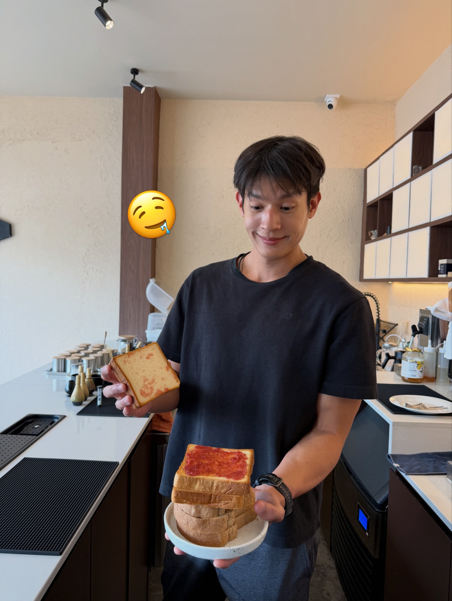เพื่อน - คณิน ชอบประดิถ