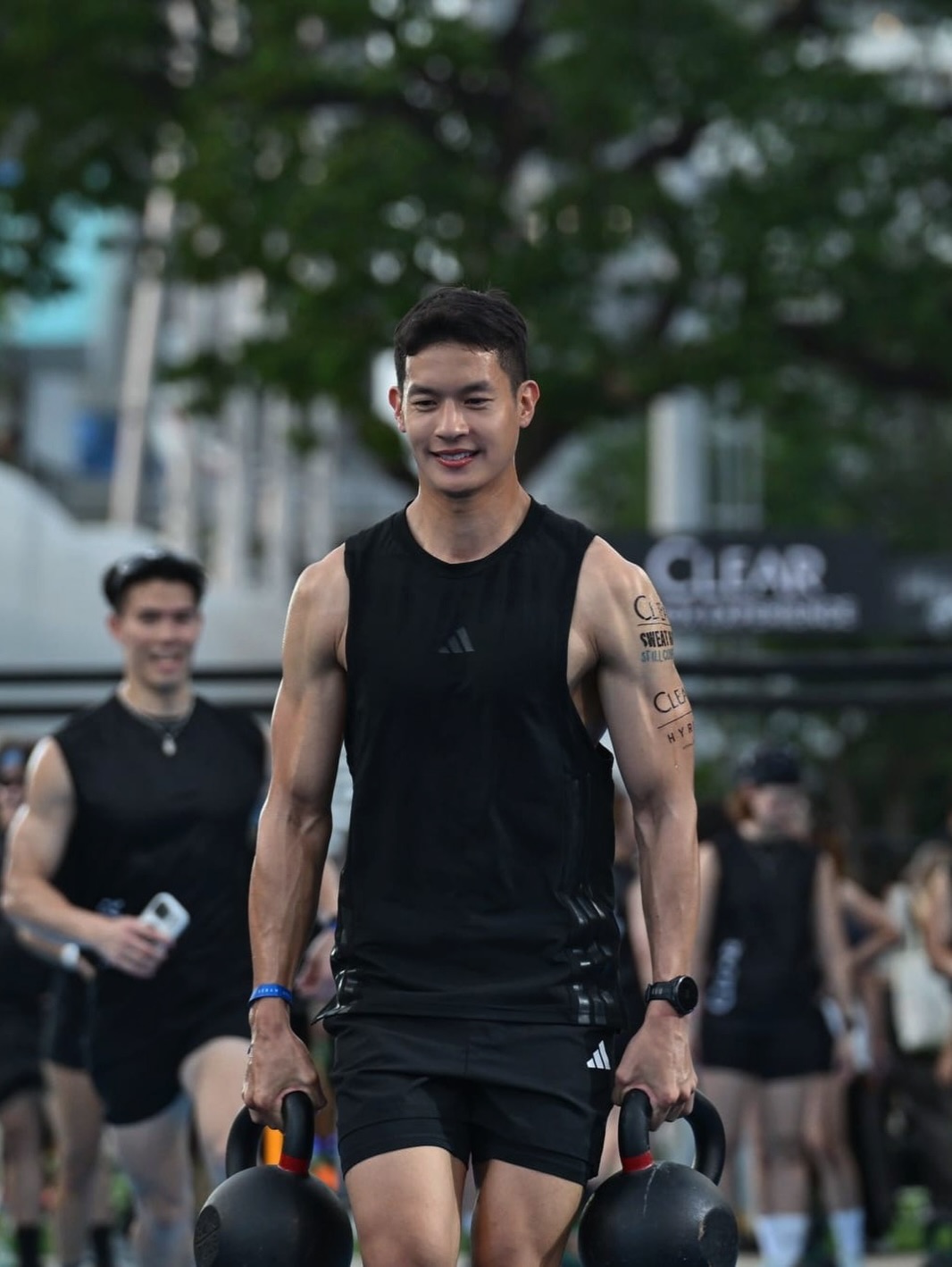 เพื่อน - คณิน ชอบประดิถ