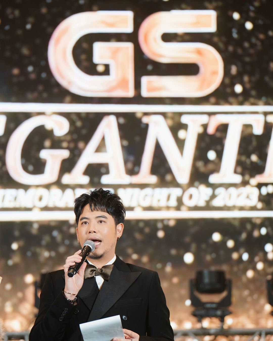 อ๋อง - เขมรัชต์ สุนทรนนท์