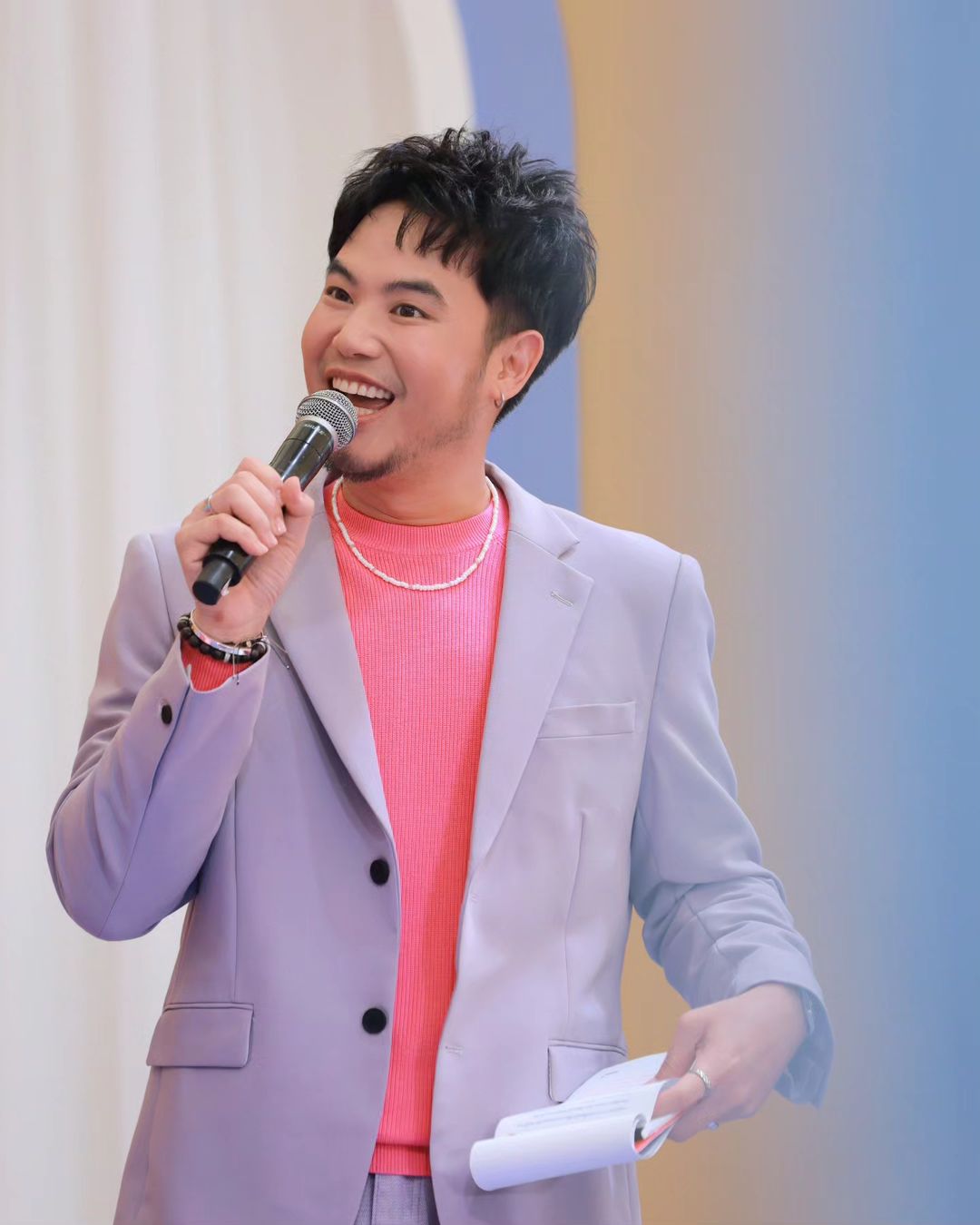 อ๋อง - เขมรัชต์ สุนทรนนท์