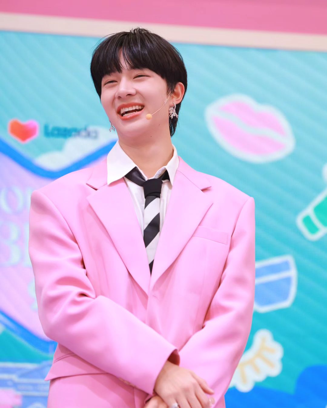 อ๋อง - เขมรัชต์ สุนทรนนท์