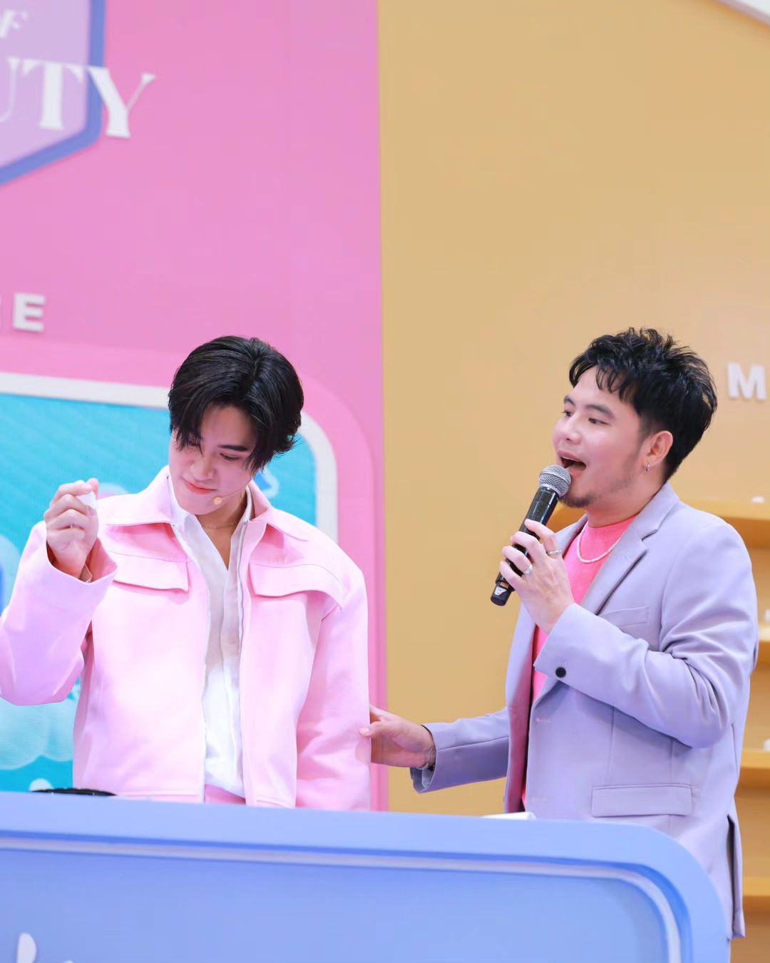 อ๋อง - เขมรัชต์ สุนทรนนท์