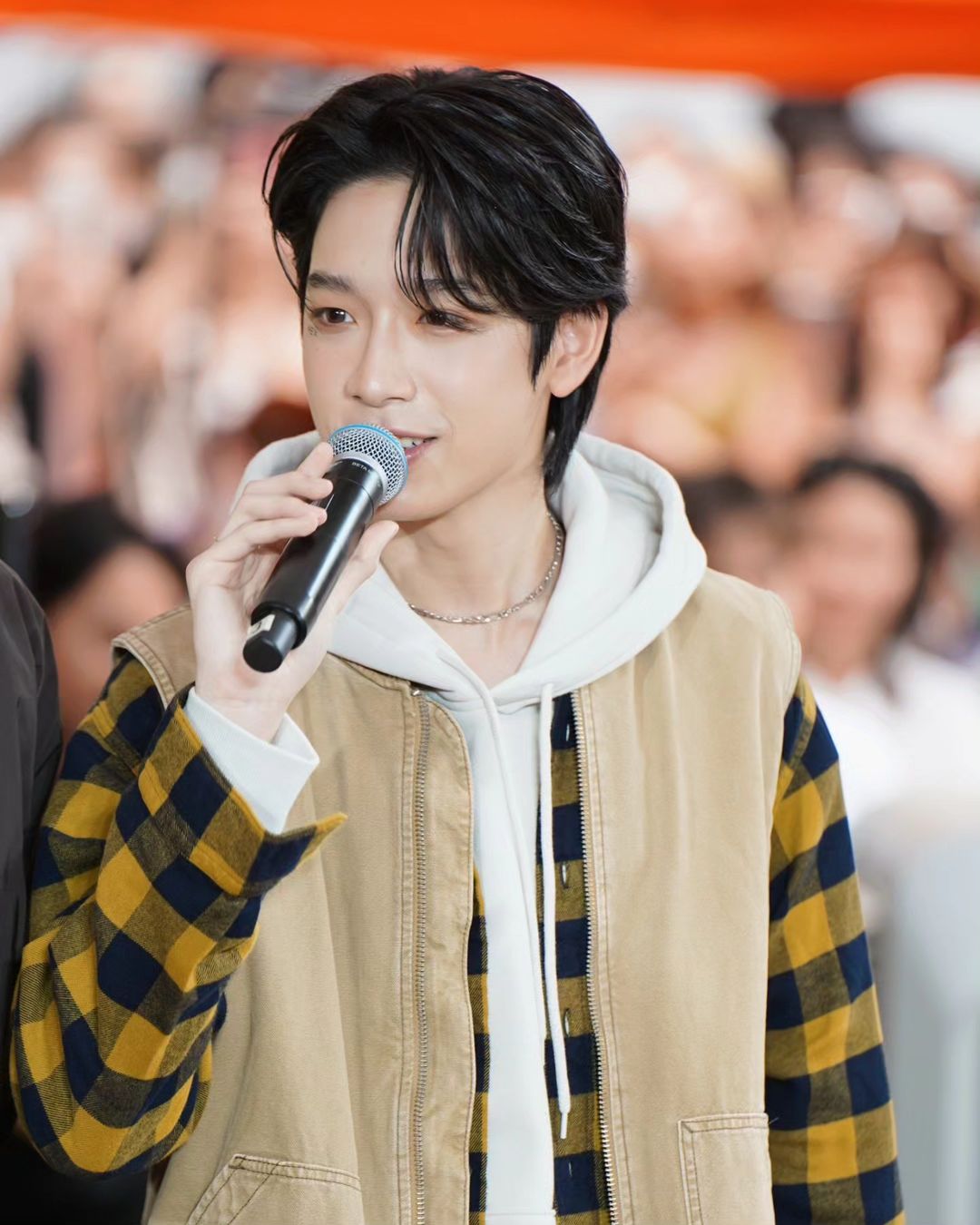 อ๋อง - เขมรัชต์ สุนทรนนท์