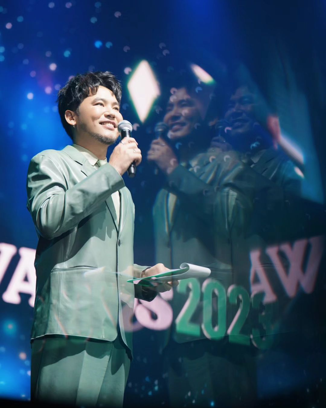อ๋อง - เขมรัชต์ สุนทรนนท์