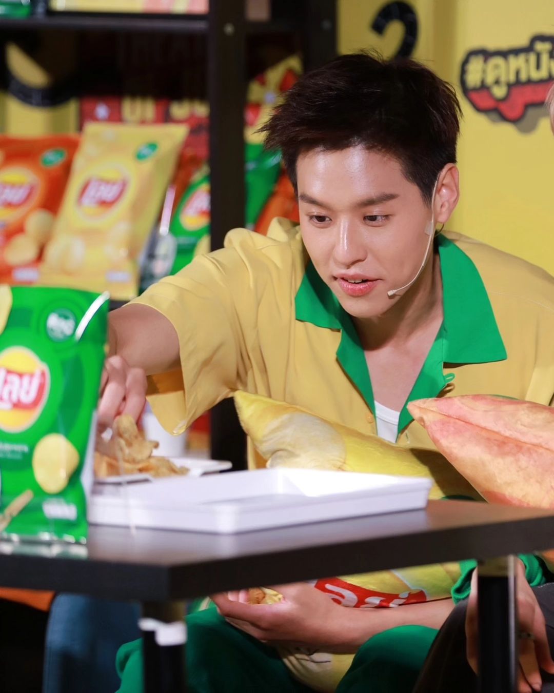 อ๋อง - เขมรัชต์ สุนทรนนท์