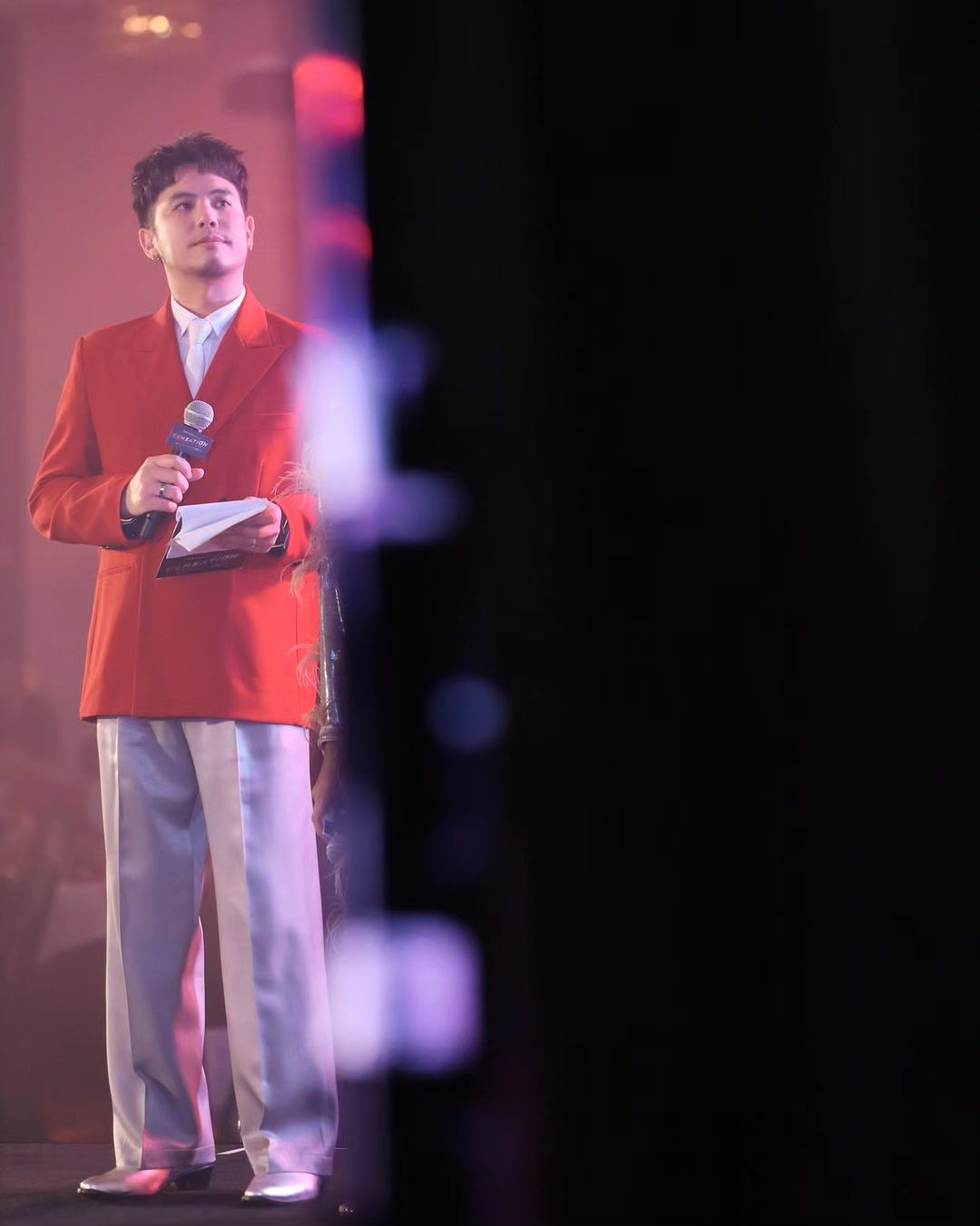 อ๋อง - เขมรัชต์ สุนทรนนท์