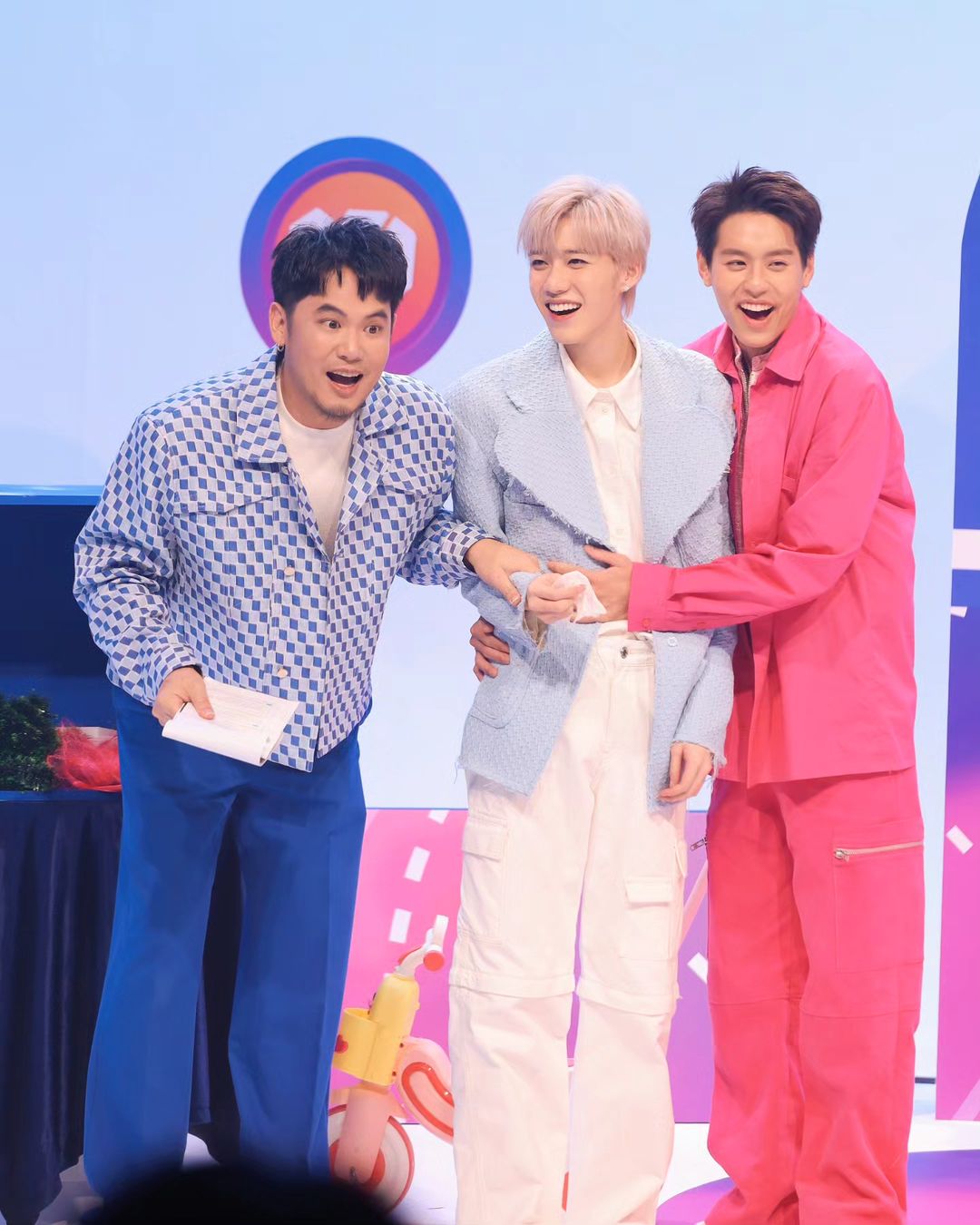 อ๋อง - เขมรัชต์ สุนทรนนท์