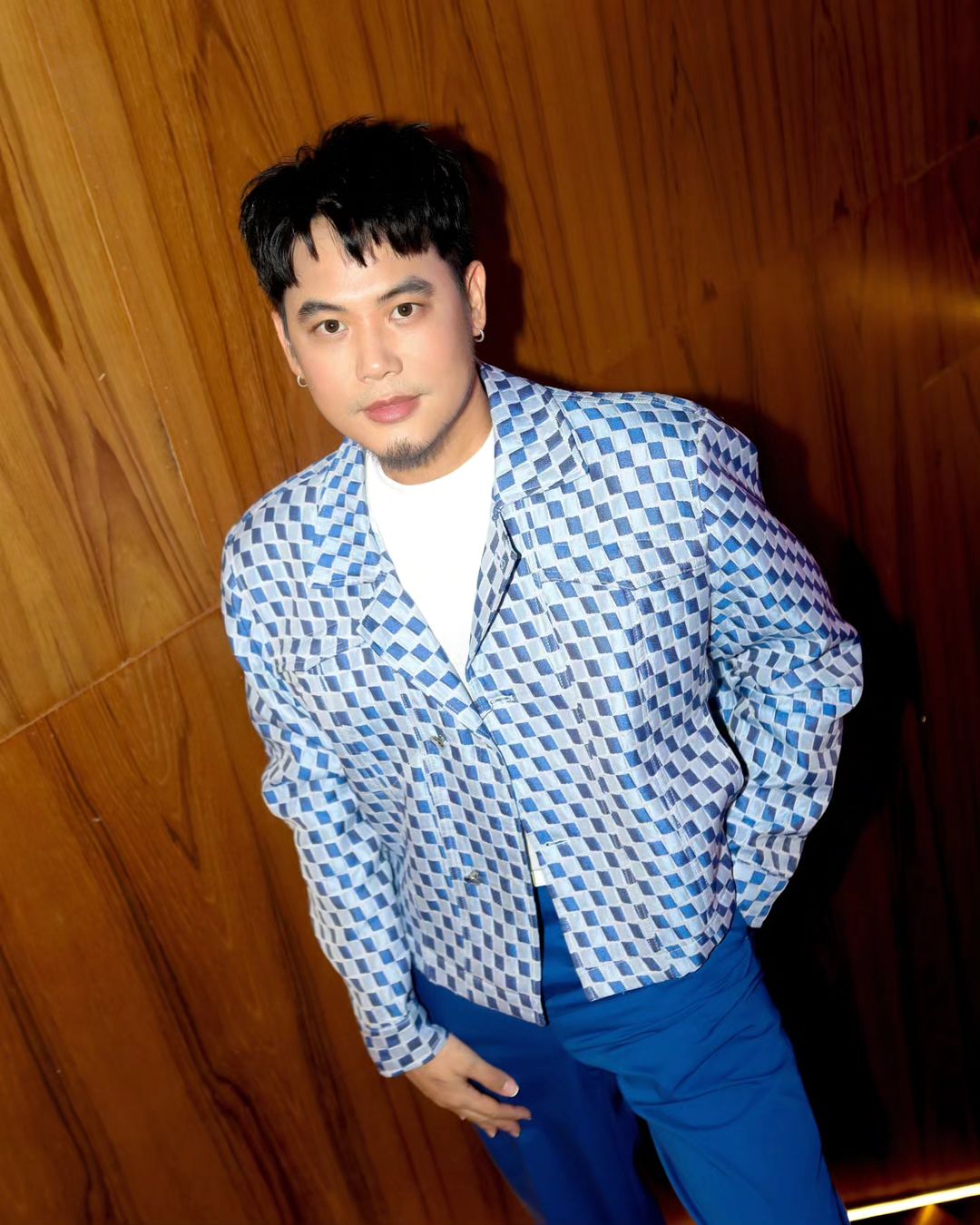 อ๋อง - เขมรัชต์ สุนทรนนท์
