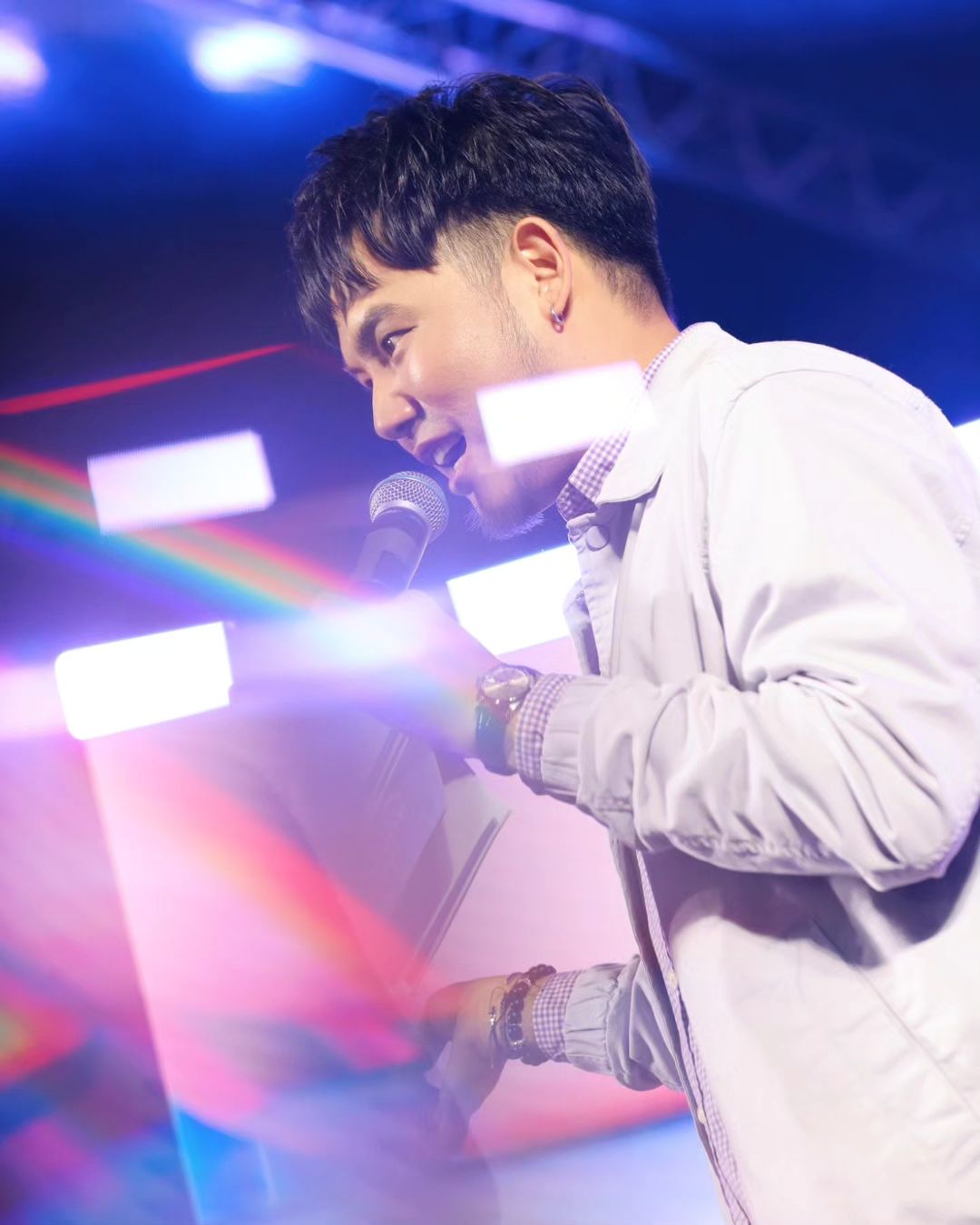 อ๋อง - เขมรัชต์ สุนทรนนท์