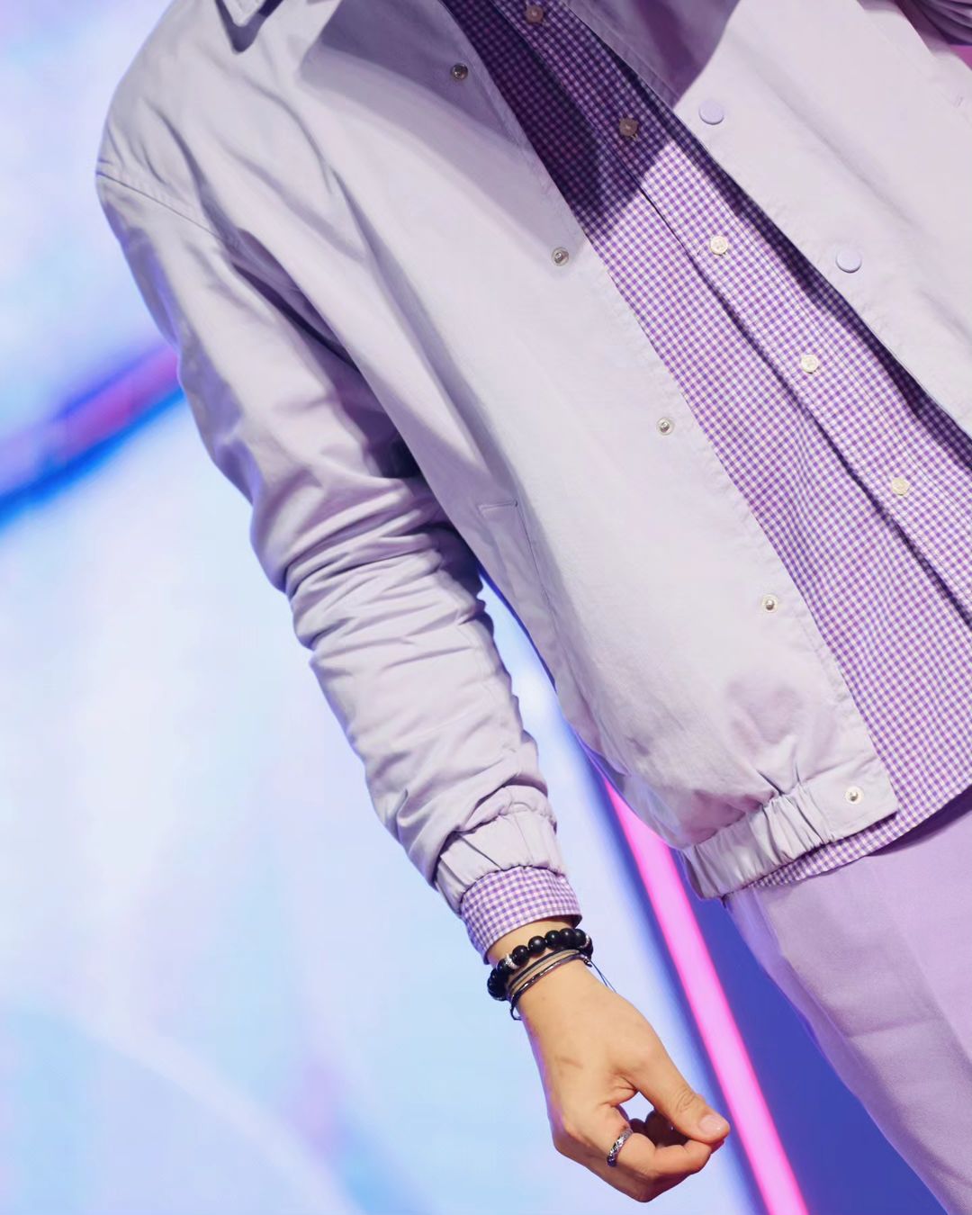 อ๋อง - เขมรัชต์ สุนทรนนท์