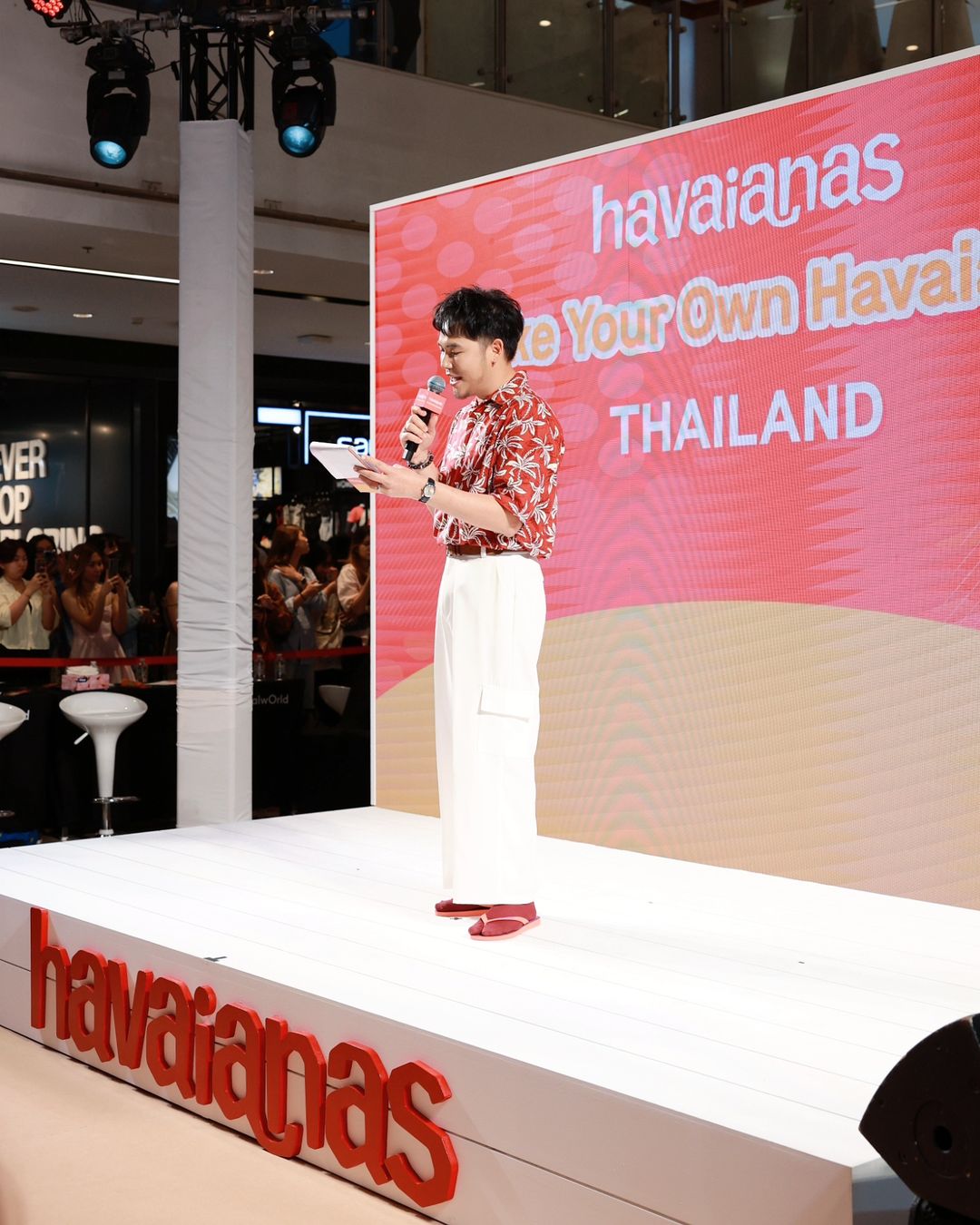 อ๋อง - เขมรัชต์ สุนทรนนท์