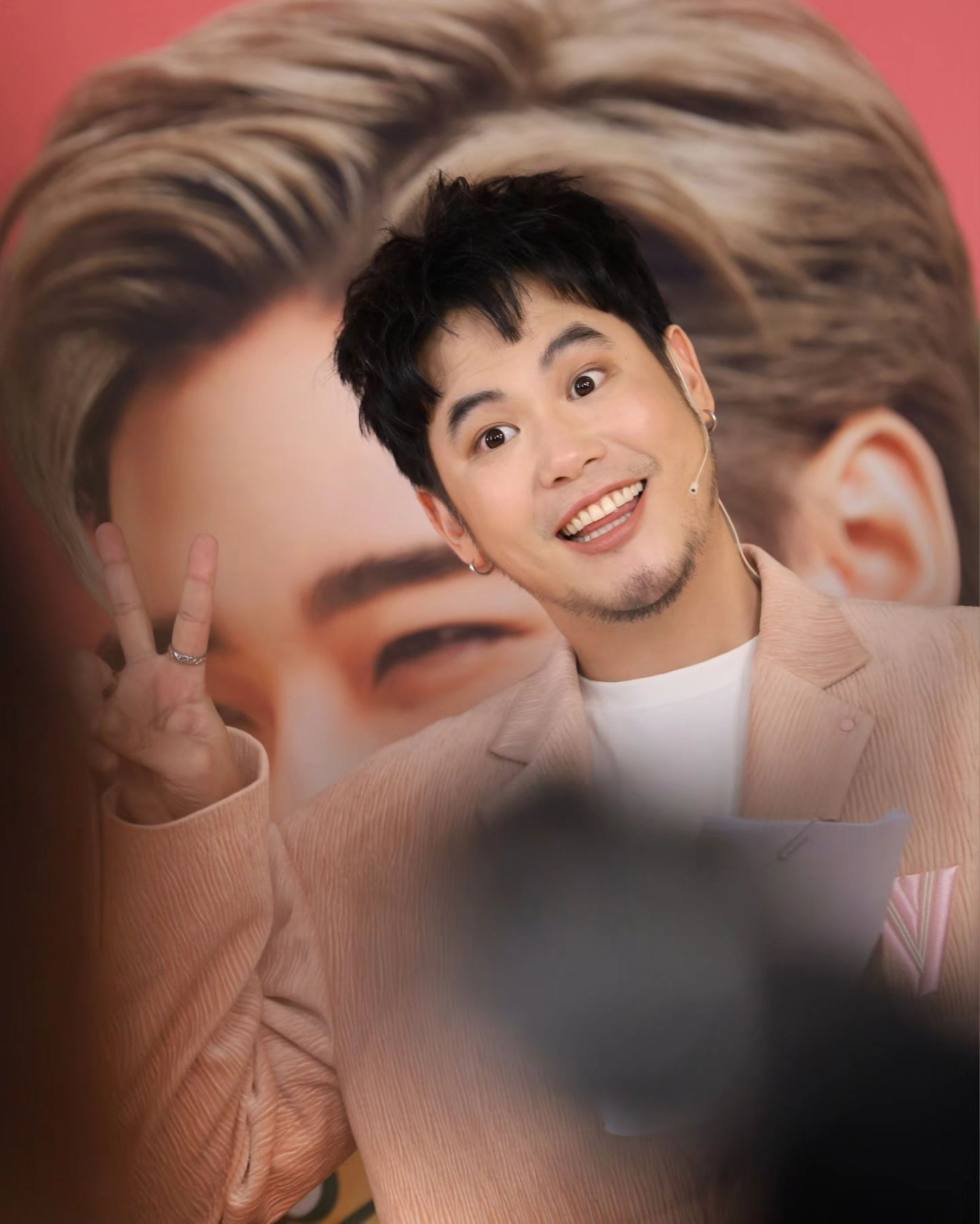 อ๋อง - เขมรัชต์ สุนทรนนท์
