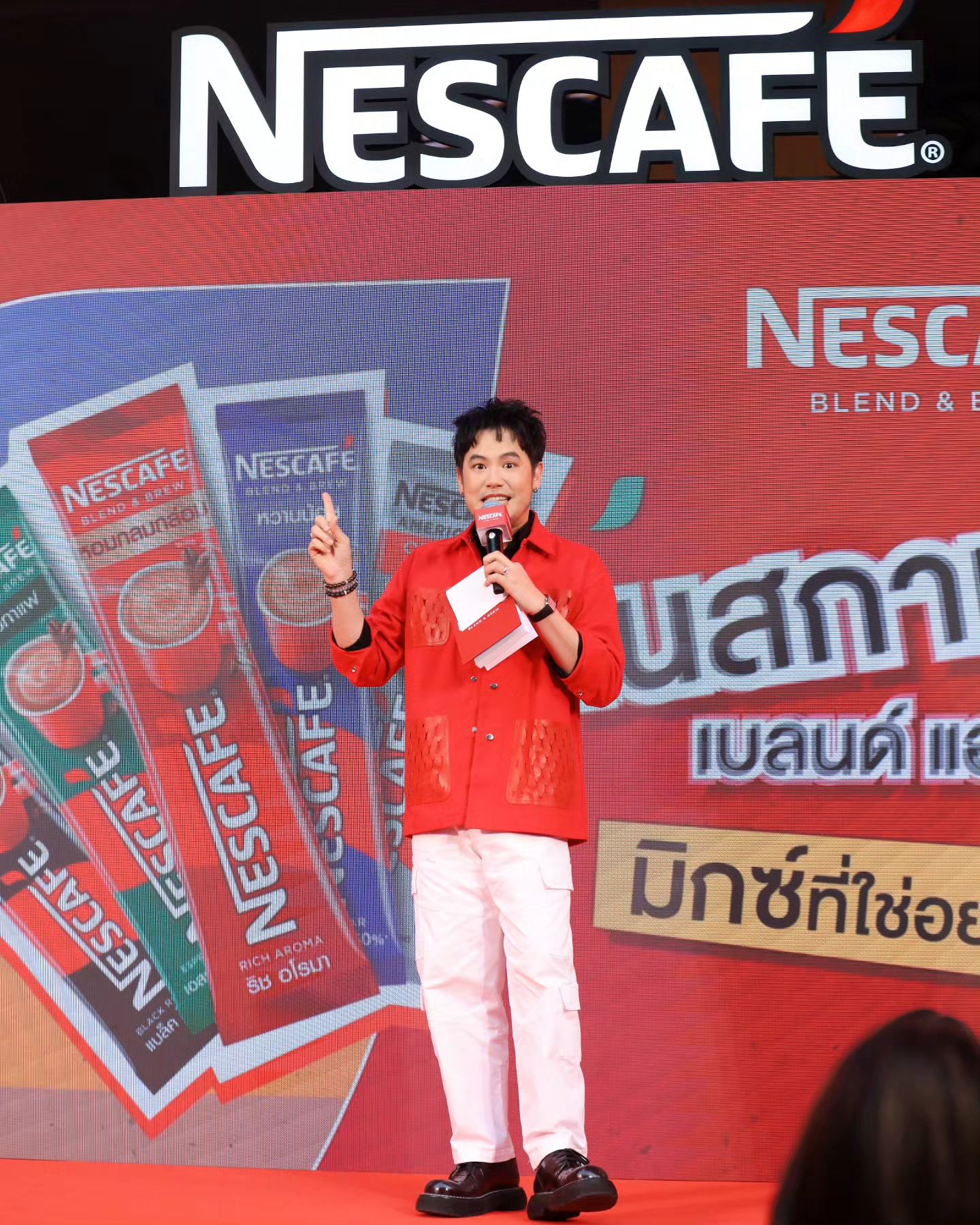 อ๋อง - เขมรัชต์ สุนทรนนท์