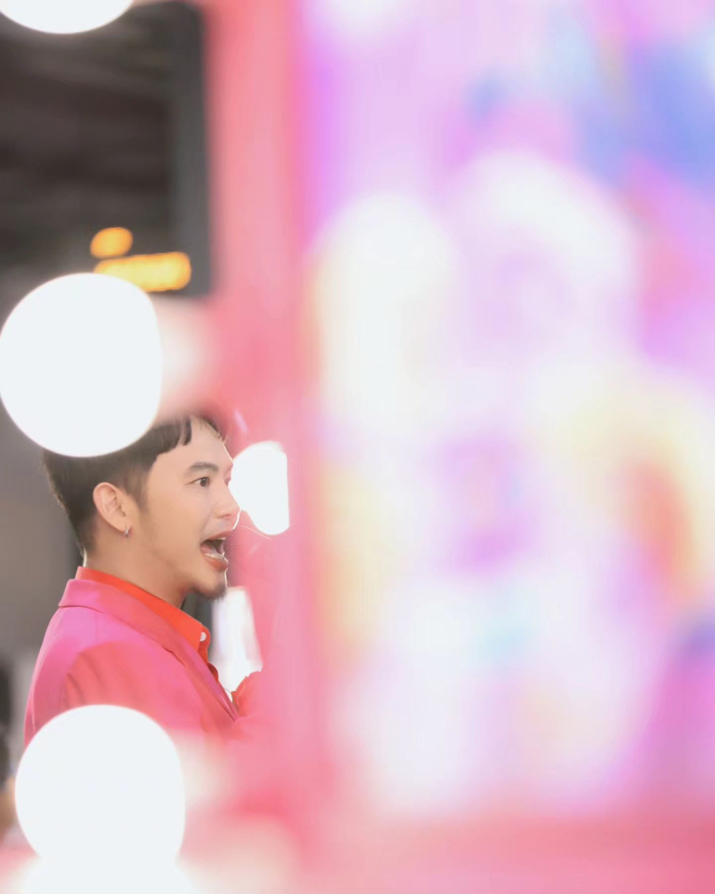 อ๋อง - เขมรัชต์ สุนทรนนท์