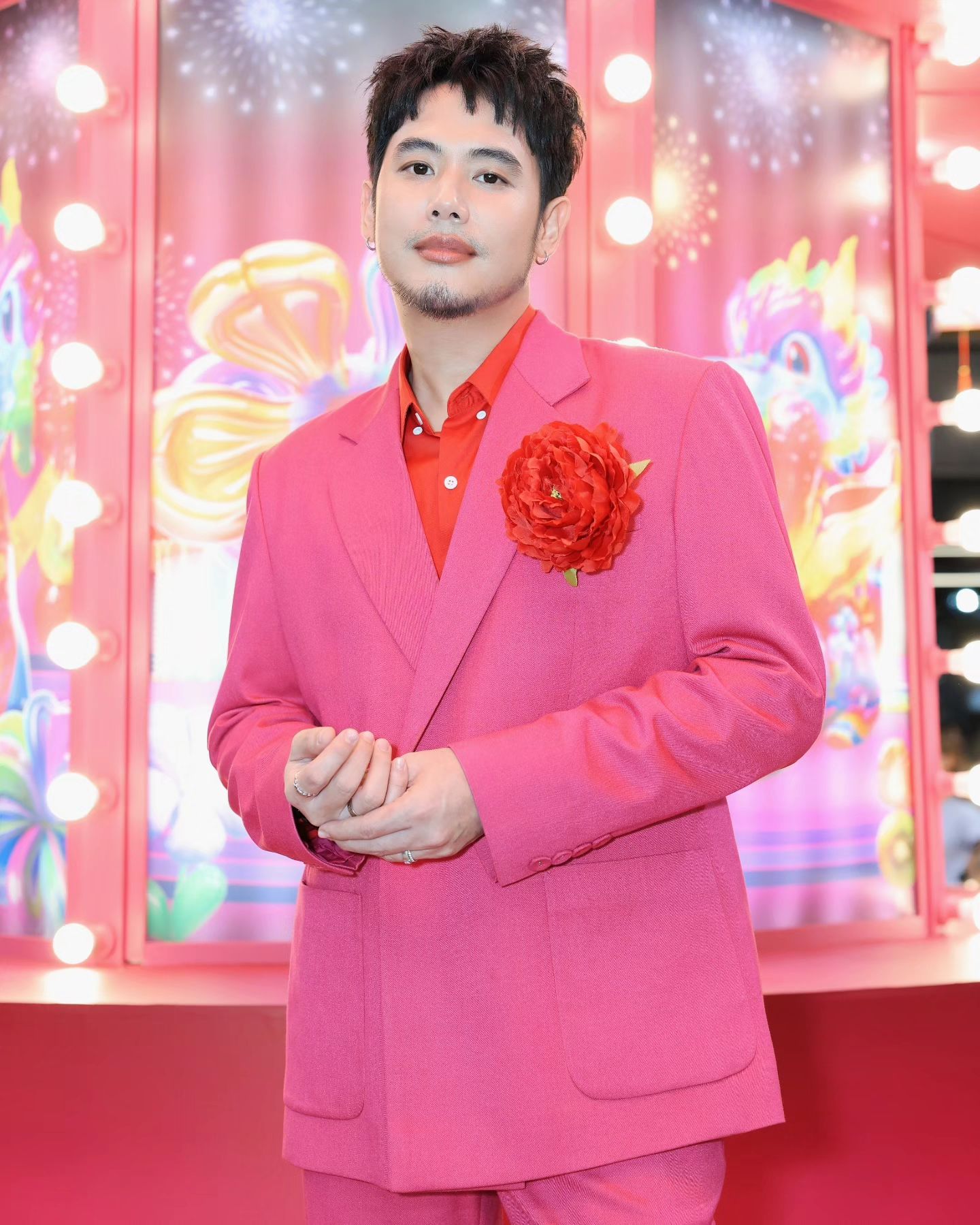 อ๋อง - เขมรัชต์ สุนทรนนท์