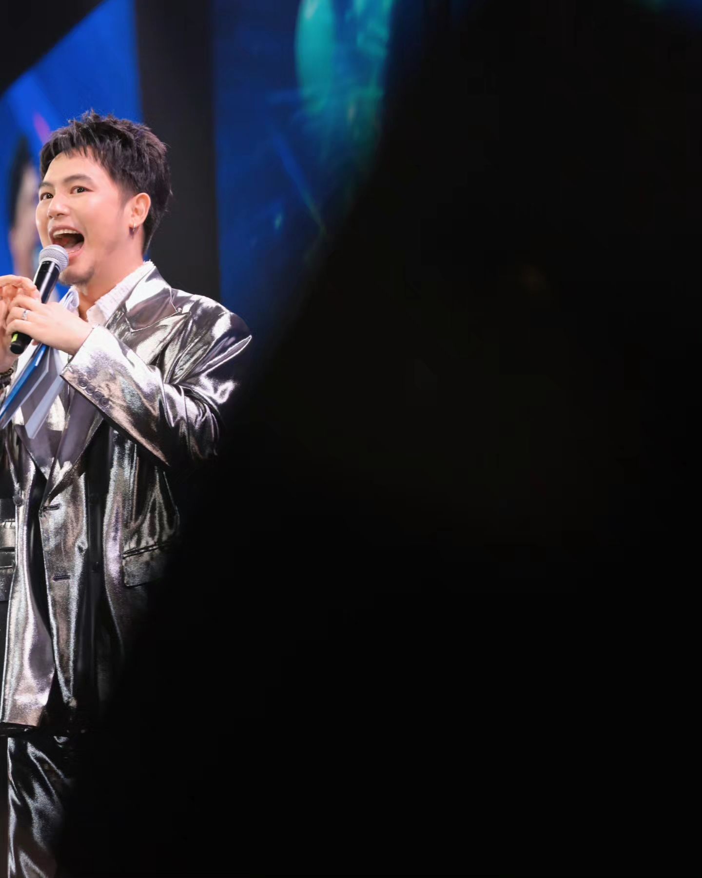 อ๋อง - เขมรัชต์ สุนทรนนท์