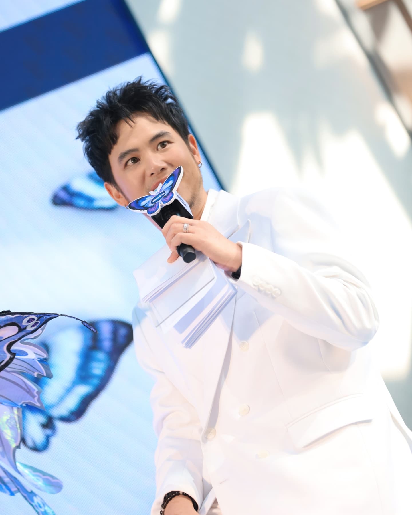 อ๋อง - เขมรัชต์ สุนทรนนท์