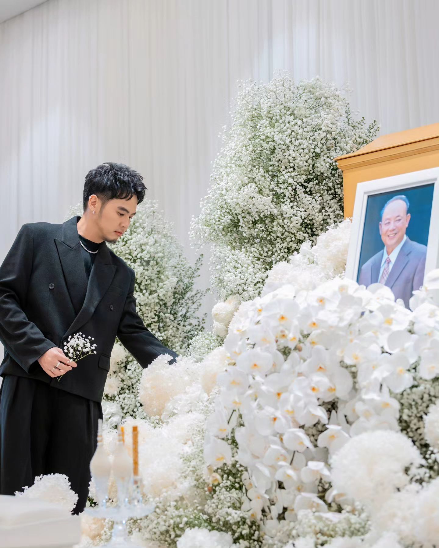 อ๋อง - เขมรัชต์ สุนทรนนท์
