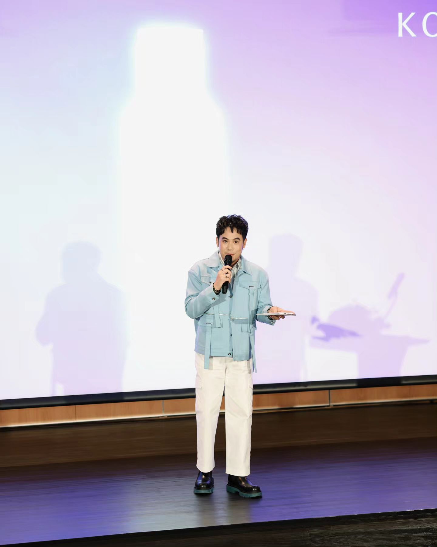 อ๋อง - เขมรัชต์ สุนทรนนท์