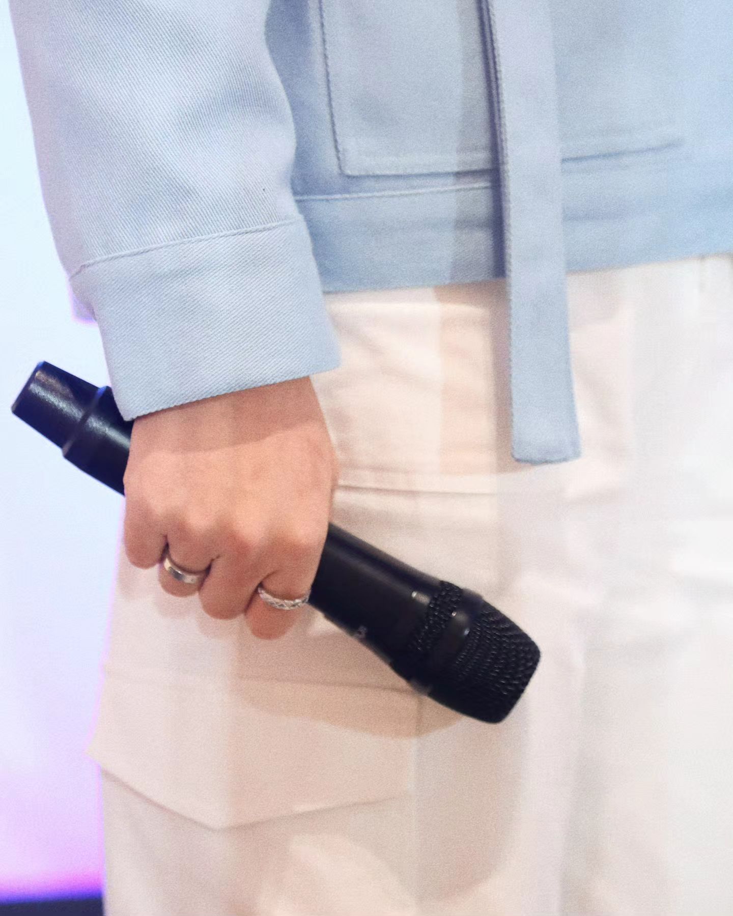 อ๋อง - เขมรัชต์ สุนทรนนท์