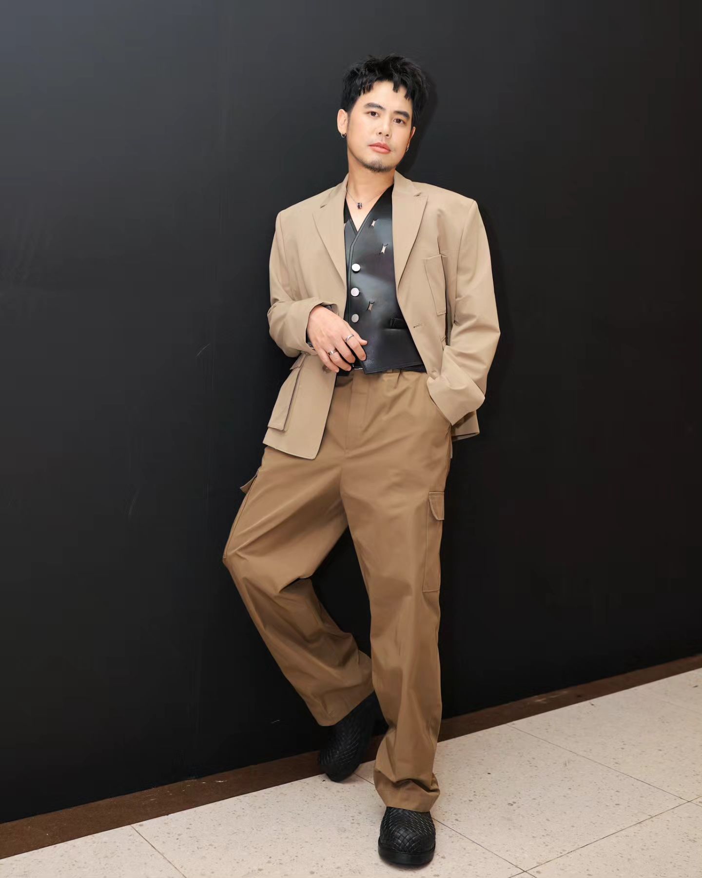 อ๋อง - เขมรัชต์ สุนทรนนท์