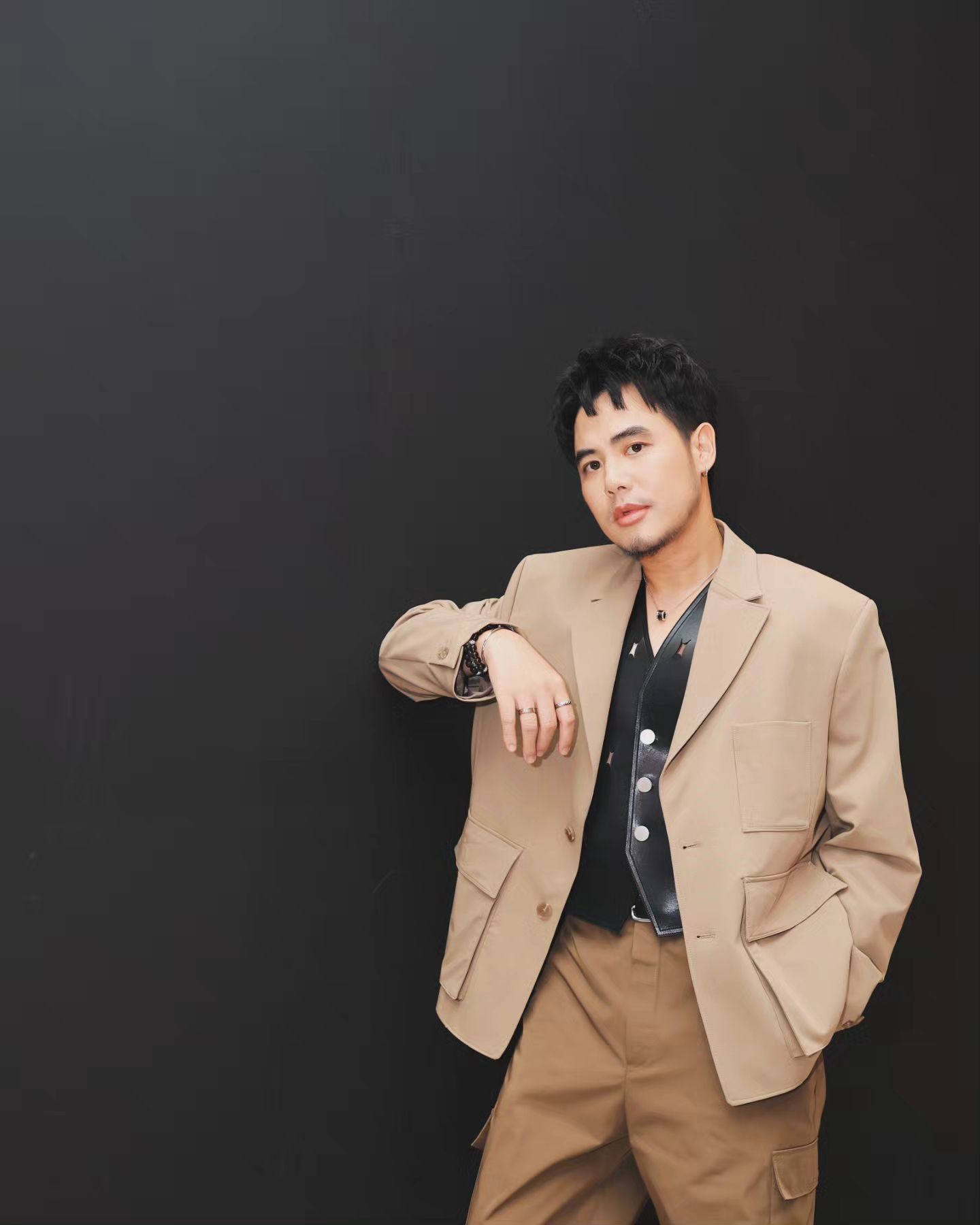 อ๋อง - เขมรัชต์ สุนทรนนท์