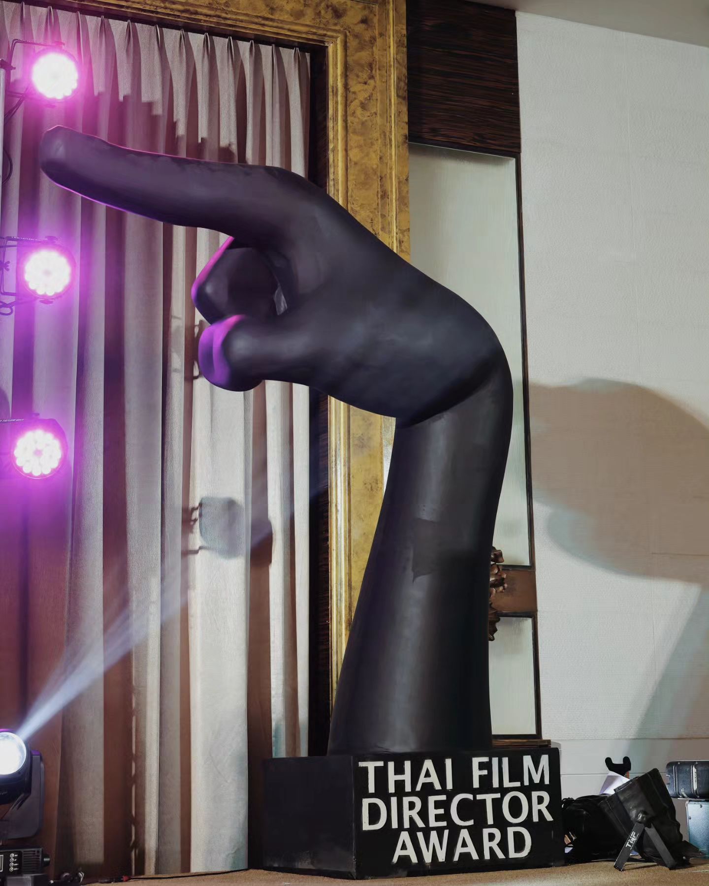 อ๋อง - เขมรัชต์ สุนทรนนท์